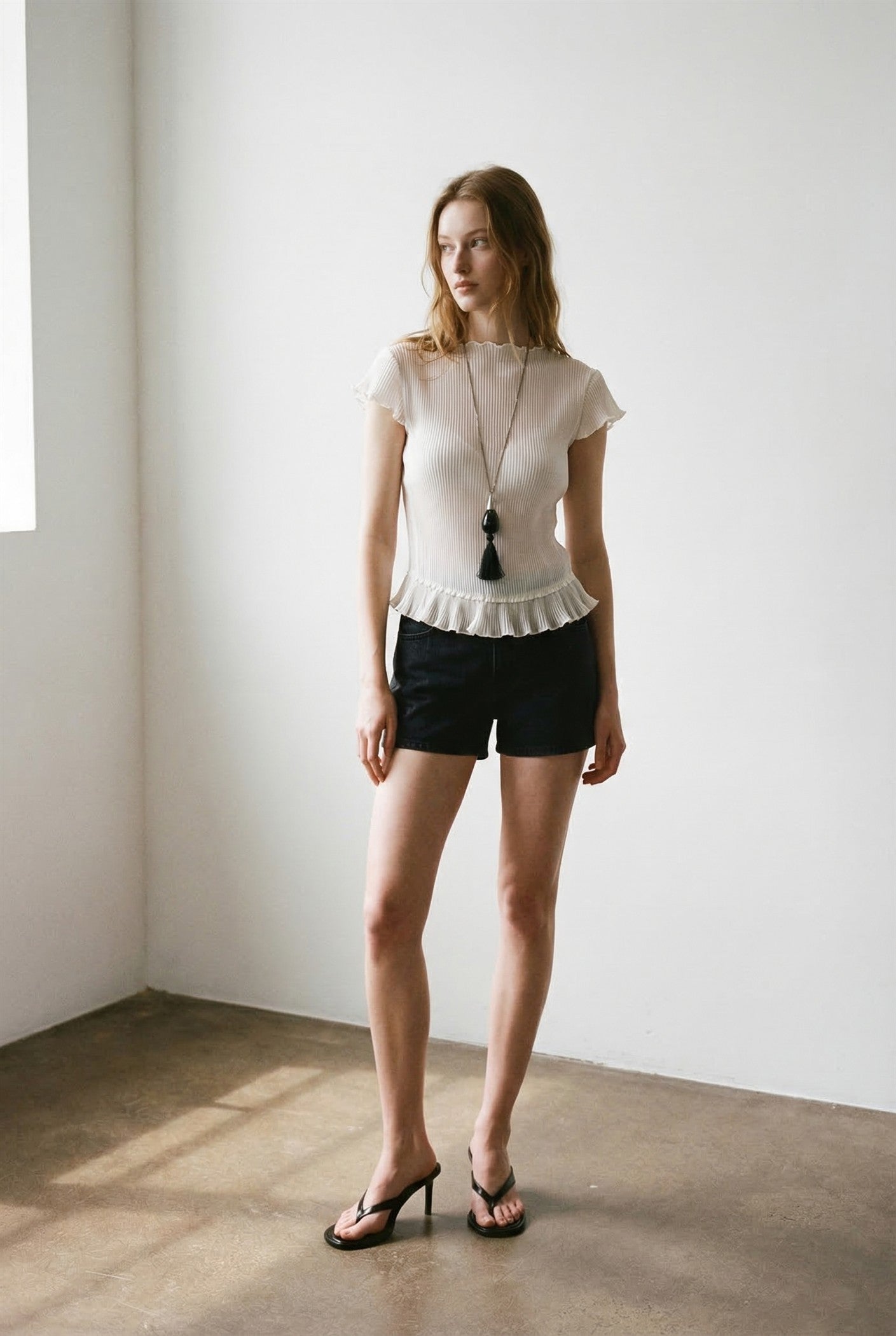 Tops – Left On Thread