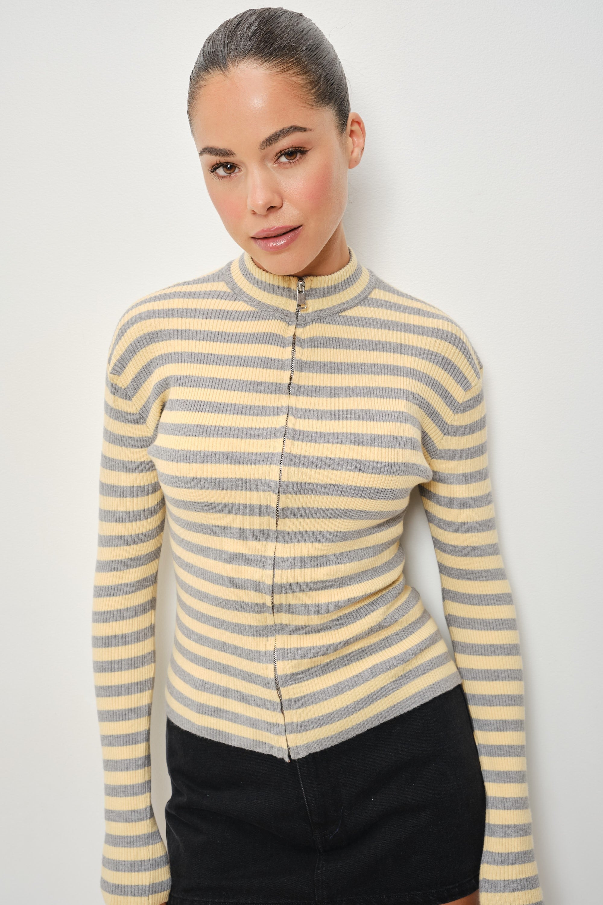 Tops – Left On Thread