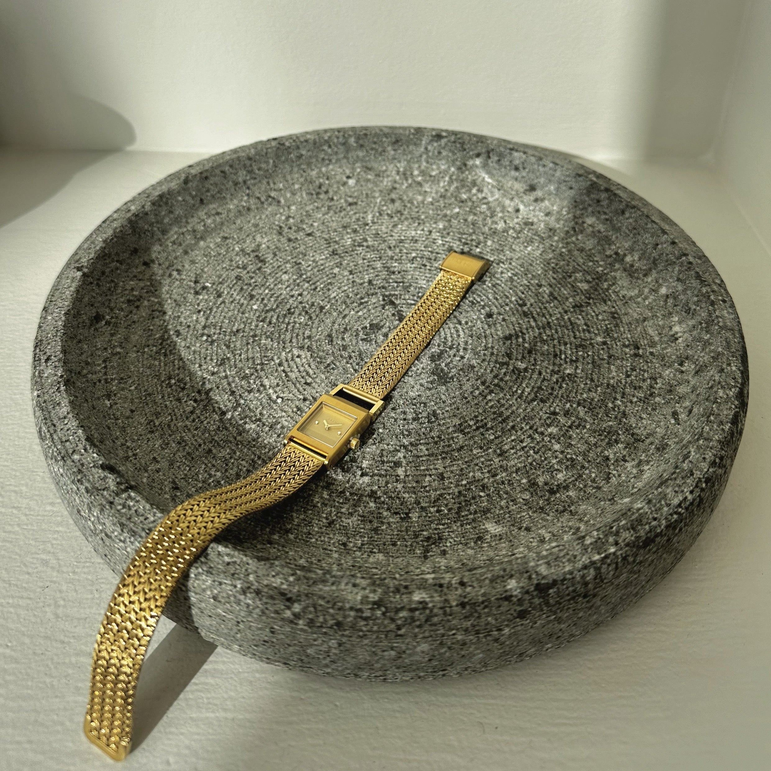 Astrid Stone Plate - Thumbnail 2