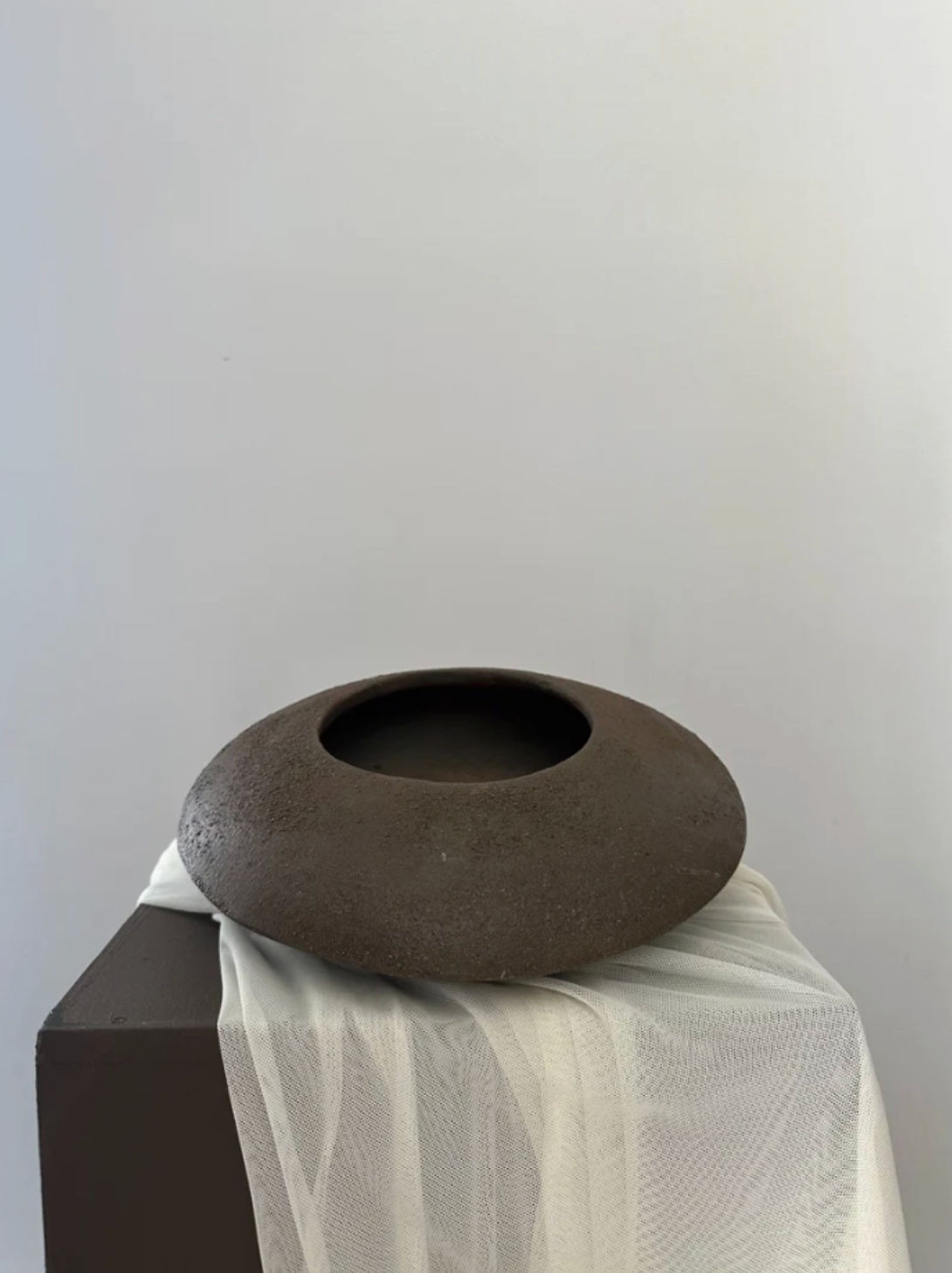 Sandollar Vase - Brownstone